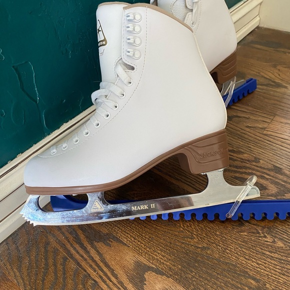 Women’s Jackson Excel Ice Skates - Picture 3 of 3